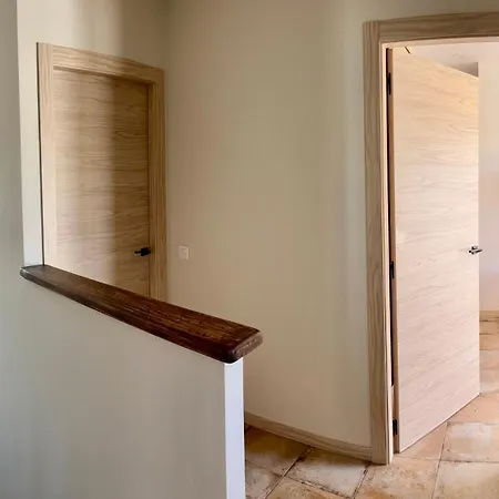 Vakantiehuis Casa Milivan Spacious Family With Private Pool